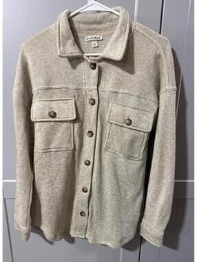 Cozy Derek Heart Beige Button-Up Shirt Jacket - Size M